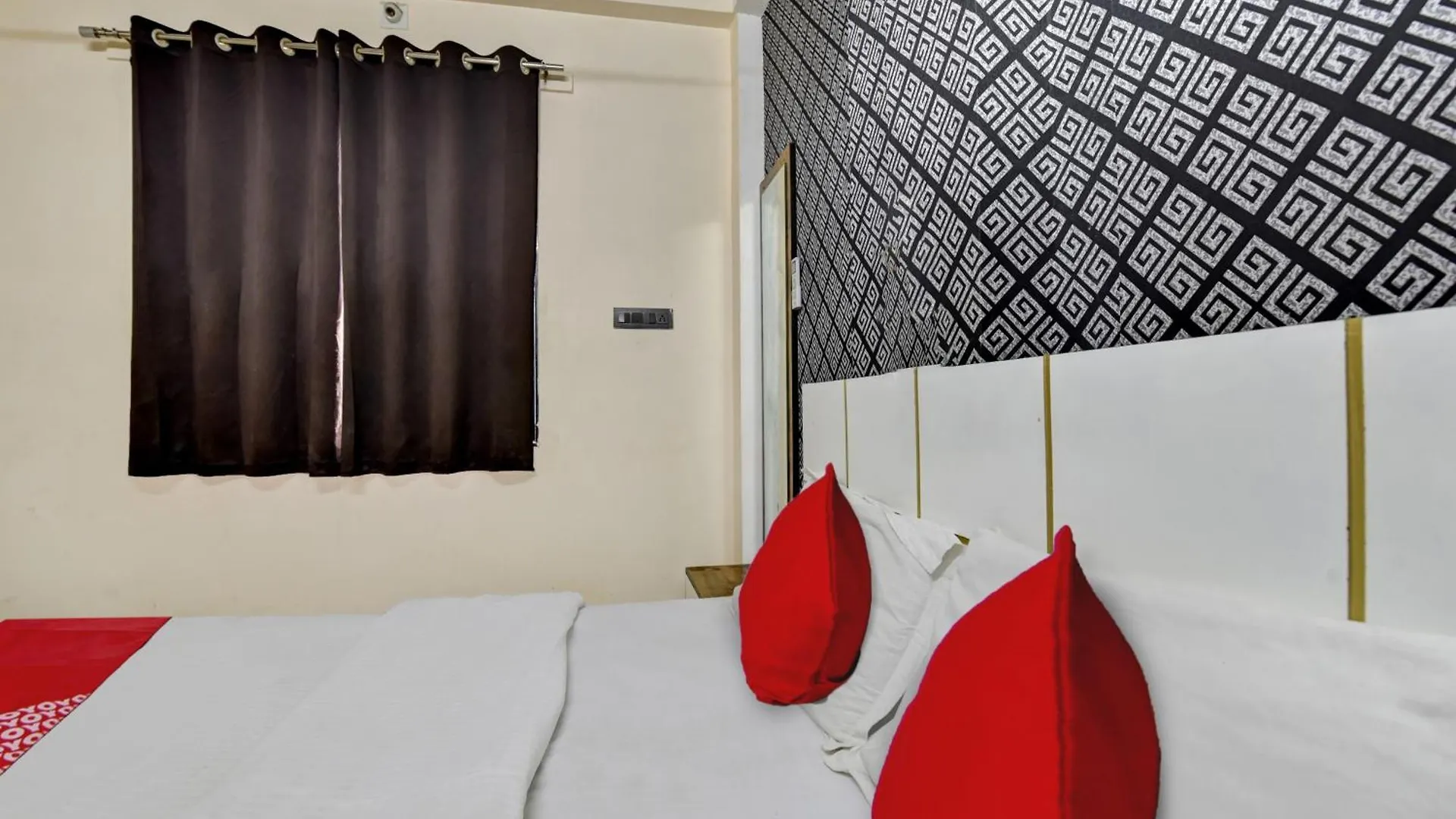 Hotel O Dream Palace Udaipur